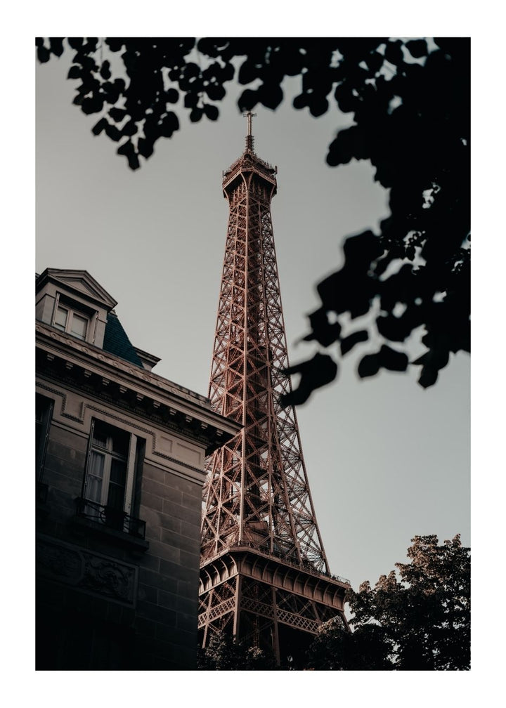 EIFFEL TOWER