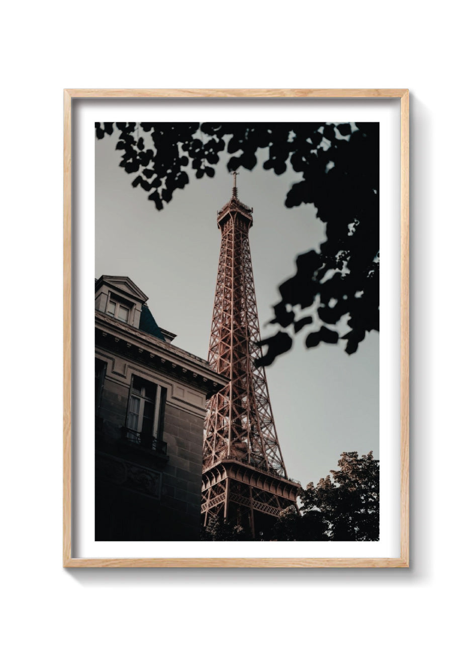 EIFFEL TOWER