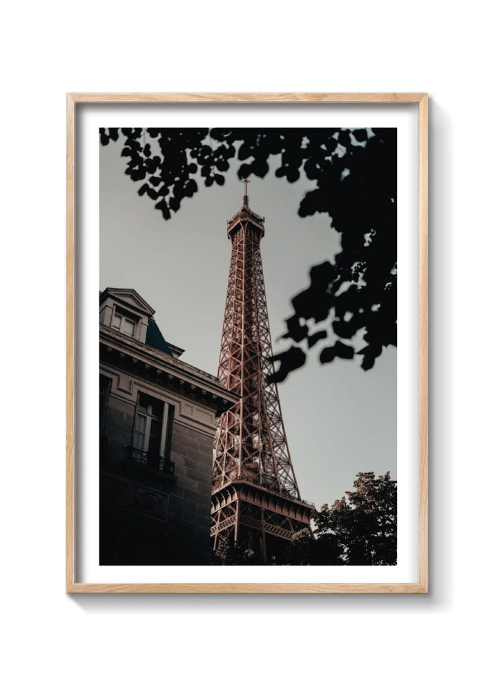 EIFFEL TOWER
